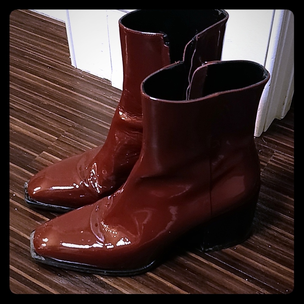 Aeyde boots, patent leather, burgundy, heel